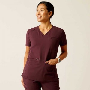 Ariat Clara 6 Pocket Scrub Top Winetasting | 810VDPQGU