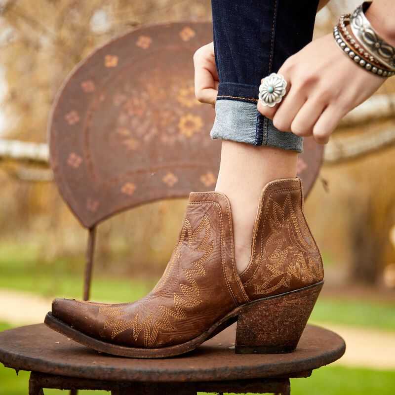 Ariat Dixon Bootie Brown | 687TEYWAI