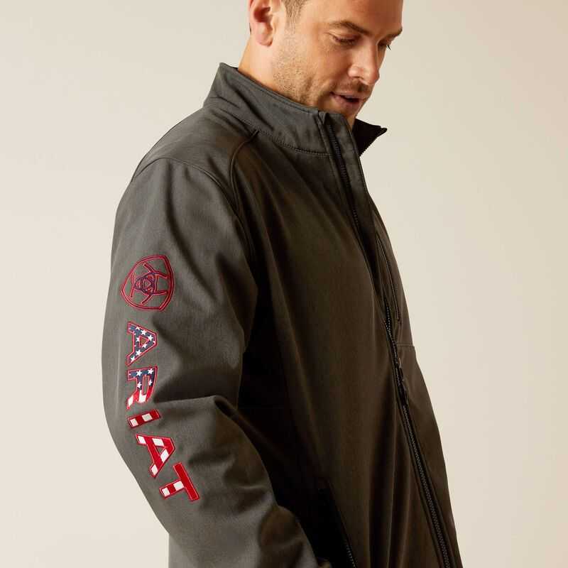 Ariat Logo 2.0 Softshell Jacket Char/Americana | 235JAYQMX